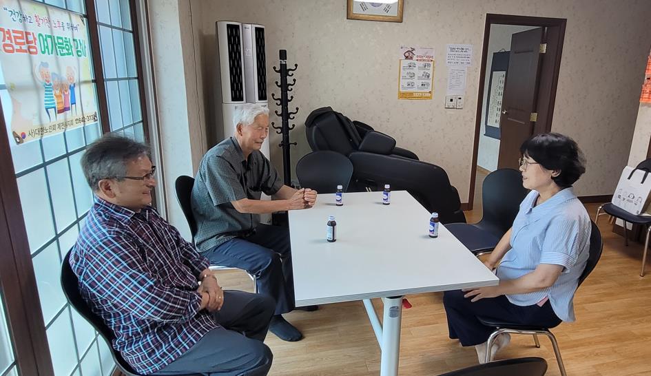 백운면장, 운학 덕동 화당 경로당 방문 이미지 2